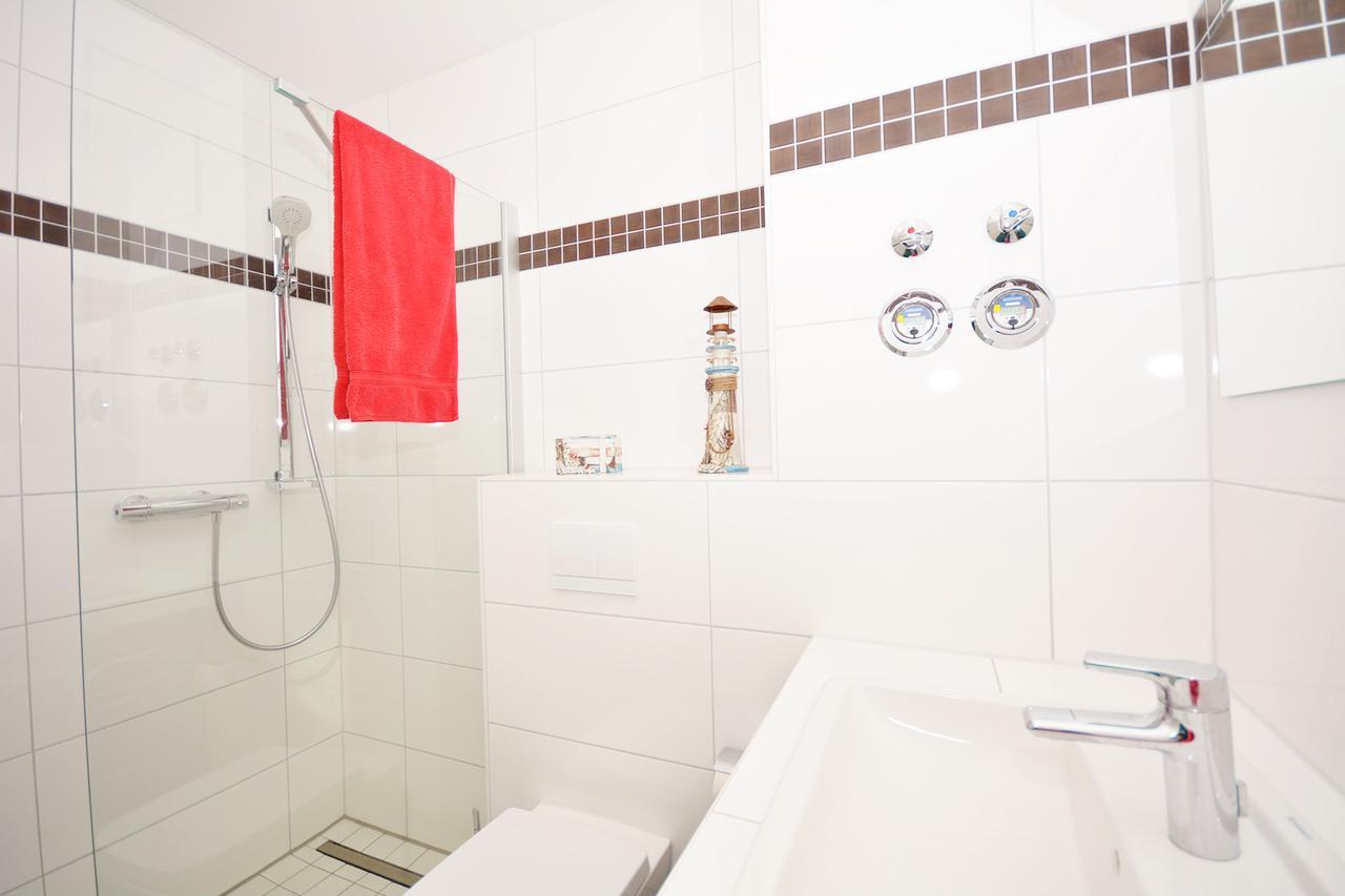 Komfort-Ferienwohnung Rosa Nr. 12 By Meer-Ferienwohnungen Sellin  Exterior photo